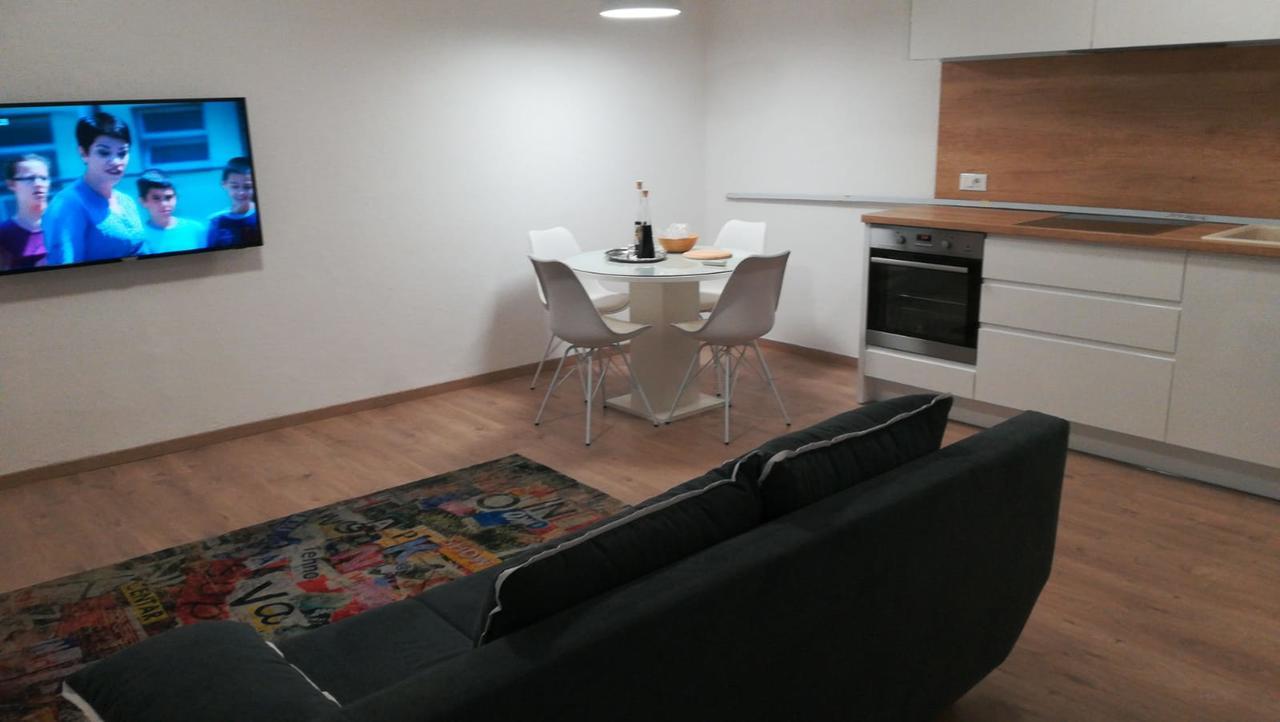 Centar Guest House Makarska Exterior foto